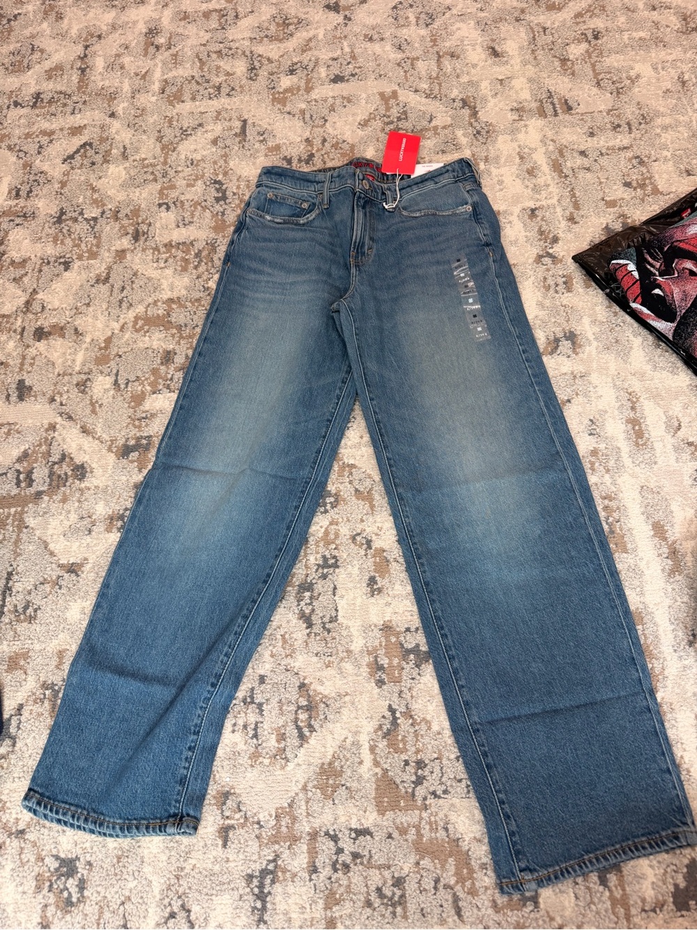 The Baggy Jeans - Picture 4 of 5
